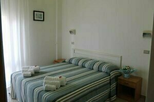 Hotel Gin
