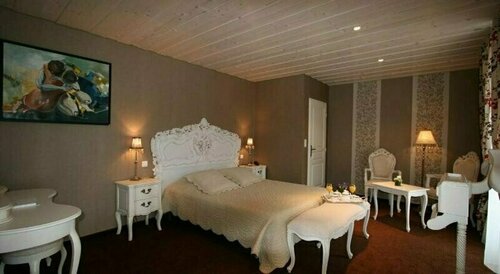 Hôtel Restaurant Taillard, Book Hotel Hoteller i Burgund med pool, Swimmingpool