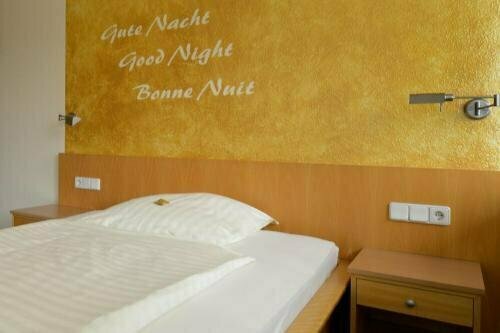Hotel Alberga, Забронировать Отель Меттман Северный Рейн-Вестфалия