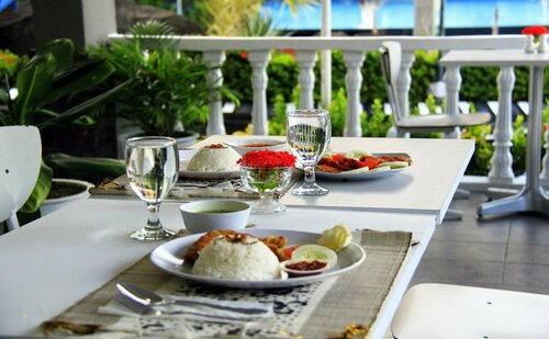 OYO 2487 Sampurna Jaya Hotel, Book Hotel Hotels in Kepulauan-Riau Province with Breakfast, Breakfasts