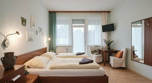 Pension Zum Römer, Забронировать Отель Амштеттен 
