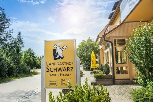 Landgasthof Schwarz, Prenota Hotel Windsbach Franconian Lake District