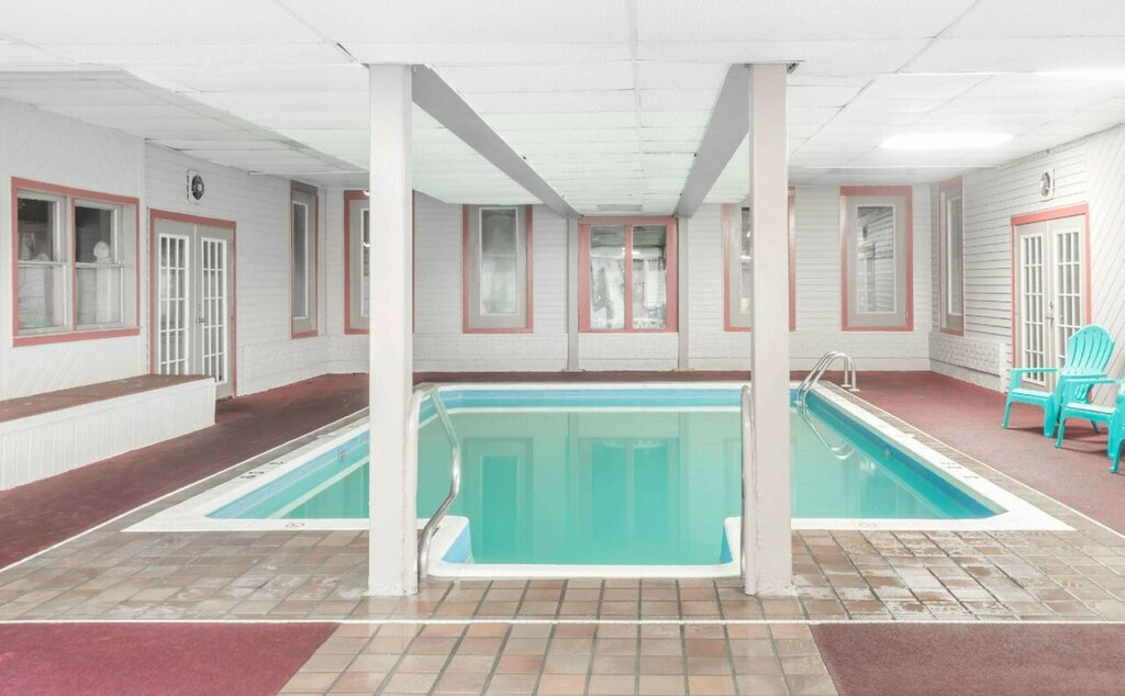 Ramada Groton