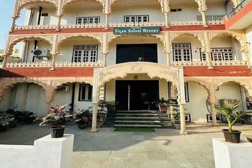 Tiger Den Resort, Boek Resort Sawai Madhopur Rajasthan