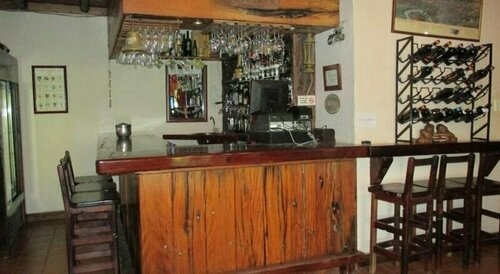 Monchique Guest House, Book Pension Hoteller i West Rand med parkering, Parkering