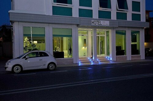 Hotel San Giuliano, Забронировать Отель Местре Венето