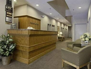 Days Inn by Wyndham Philadelphia Convention Center, Забронировать Отель Отели Филадельфии 3 звезды, рядом с Barnes Foundation, 3*
