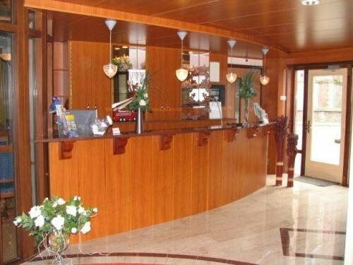 SuyderSee Hotel, Забронировать Отель Энкхейзен West-Friesland