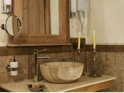Fronius Boutique Residence, Забронировать Отель Отели Сигишоара с парковкой, Парковка