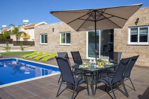 Protaras Villa Hollywood, Rezervovat Vila Vily v Protaras, poblíž Fig Tree Bay, Vila