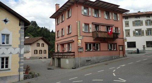 Hotel Rätia, Book Hotel Tiefencastel Mittelbunden