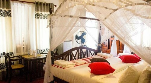 Miura Dutch Edge Hotel, Забронировать Отель Бизнес-отели Округа Гампаха, 4* 5*