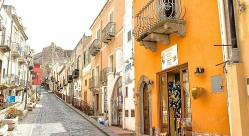 Il Veliero Blu - B&B Lipari Centro, Book Bed and Breakfast Hoteller i Sicilien med parkering, Parkering