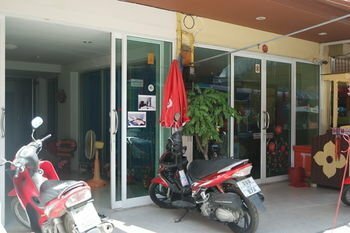 KJS Pattaya, Забронировать Отель Центральная Паттайя 