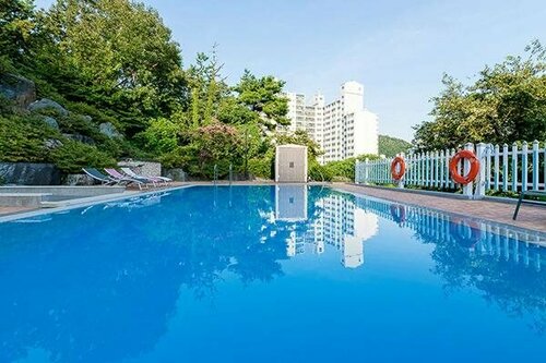 Homefourest Resort Geoje, Book Ferieresort Hoteller i Geoje med pool, Swimmingpool
