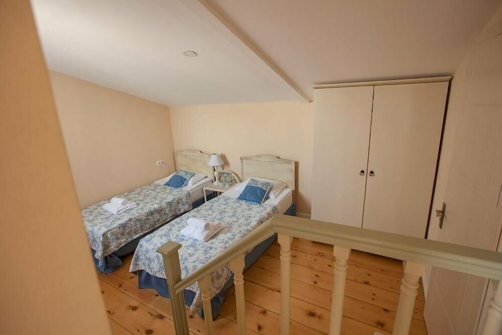 Caravan Villa