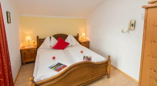 Hotel Pension Hubertus, Забронировать Отель Целль-ам-Зе Europa Sportregion
