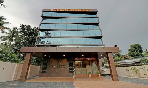 Treebo Golden Terminal Kochi Airport With Swimming Pool, Забронировать Отель Ангамали штат Керала