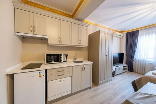 Taksim No:44 Hotelsuites, Забронировать Апарт-отель Отели Стамбула с парковкой, рядом с Церковь Святого Антония Падуанского, Парковка