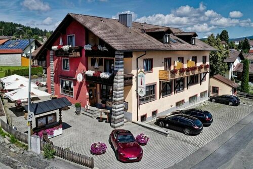 Hotel Waldfrieden "Das kleine Hotel", Забронировать Отель Отели Баварии с парковкой, Парковка