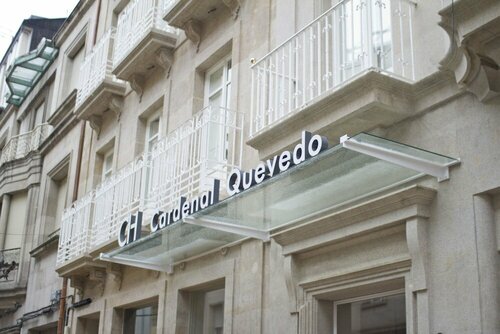 Carris Cardenal Quevedo, Prenota Hotel Ourense Ourense