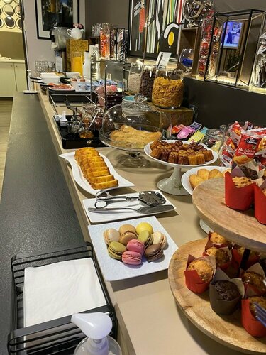 Akena City Brive, Varaa Hotelli Ussac Correze