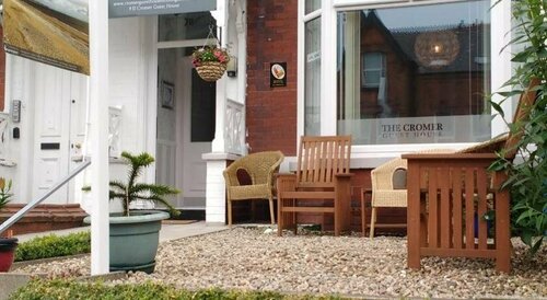 Cromer Guest House, Забронировать Гостевой дом Отели Восточного райдинга Йоркшира с парковкой, Парковка