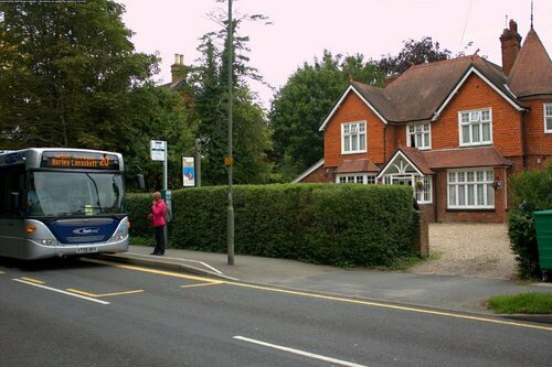 Gatwick Turret Guest House, Забронировать Гостевой дом Отели Исторического графства Суссекса с парковкой, Парковка