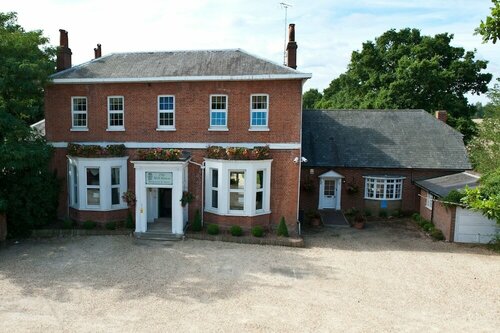 The Mill House, Забронировать Отель Рединг Беркшир