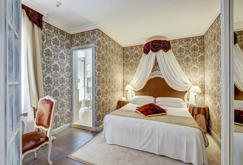 Hotel Antiche Figure, Забронировать Отель Санта-Кроче Венеция