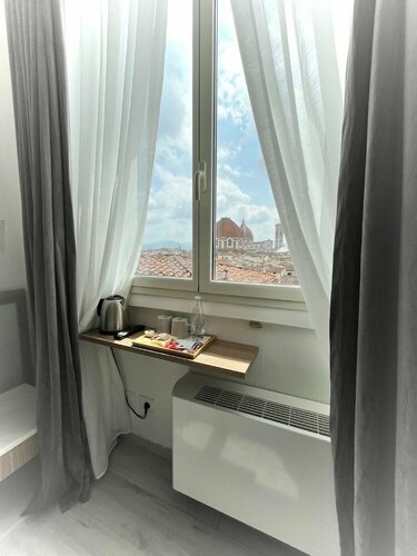 Hotel Ester, Забронировать Отель Санта-Мария-Новелла Флоренция, рядом с Рынок Святого Лоренцо