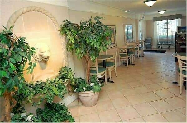 Days Inn Austin South