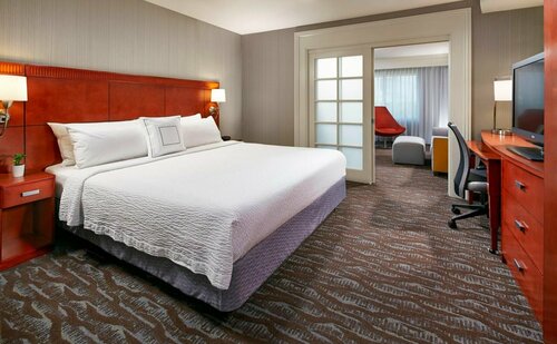 Courtyard Anaheim Buena Park, Забронировать Отель Буэна-Парк Disneyland California