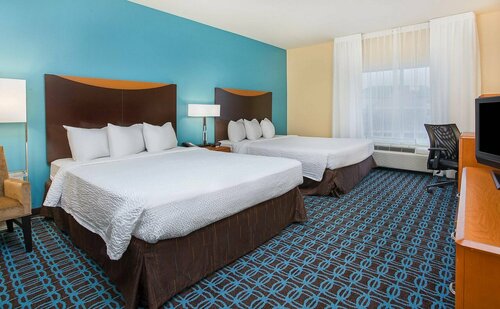 Fairfield Inn & Suites by Marriott Louisville East, Забронировать Отель Луисвилл Louisville Metropolitan Area