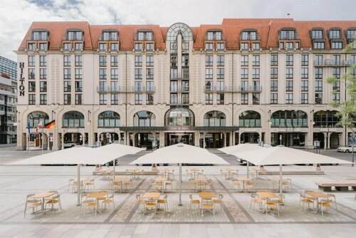 Hilton Berlin, Забронировать Отель Отели Берлина с бассейном, рядом с Адмиралспаласт, Бассейн