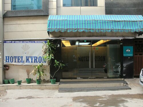 Hotel Kyron, Забронировать Отель Карол-Бах Нью-Дели, рядом с Больница сэра Ганги Рама