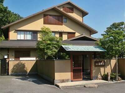 Ryokan Kiritani Hakoneso, Забронировать Гостевой дом Отели Хаконе с завтраком, рядом с Музей Хаконе под открытым небом, Завтраки