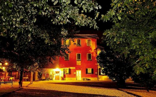 Agriturismo Cascina Caremma, Book Hotel Besate Lombardy