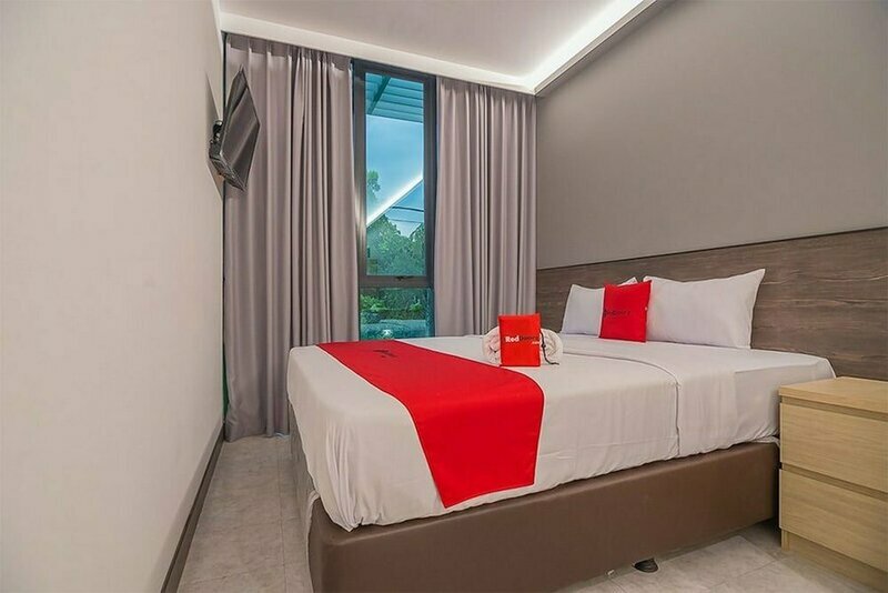 RedDoorz near Taman Rejomulyo