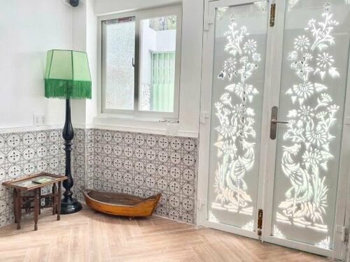 Cherry Blossom Bui Vien, Забронировать Дом для отпуска Виллы Хошимина, рядом с 23/9 Park, Вилла
