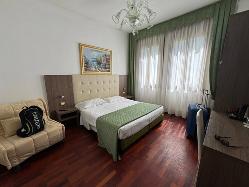 Hotel Villa Cipro, Prenota Hotel Hotel a Veneto con parcheggio, Parcheggio