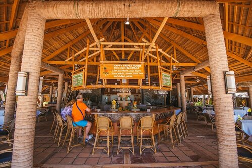 Fridays Boracay Resort, Забронировать Отель Отели Аклан 5 звезд, 5*