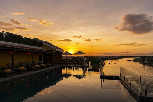 Little Riverside Hoi An . A Luxury Hotel & Spa, Забронировать Курортный отель Отели Хойан с бассейном, Бассейн