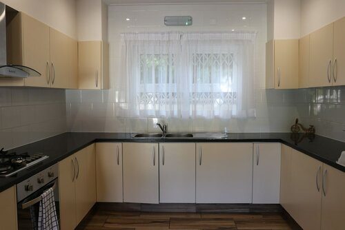 Residence Argine, Réserver Appartement Hôtels à Mahé avec parking, Parking