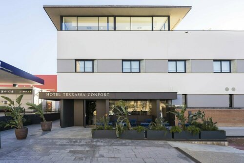Hotel Terrassa Confort, Забронировать Отель Отели Абрера с парковкой, Парковка