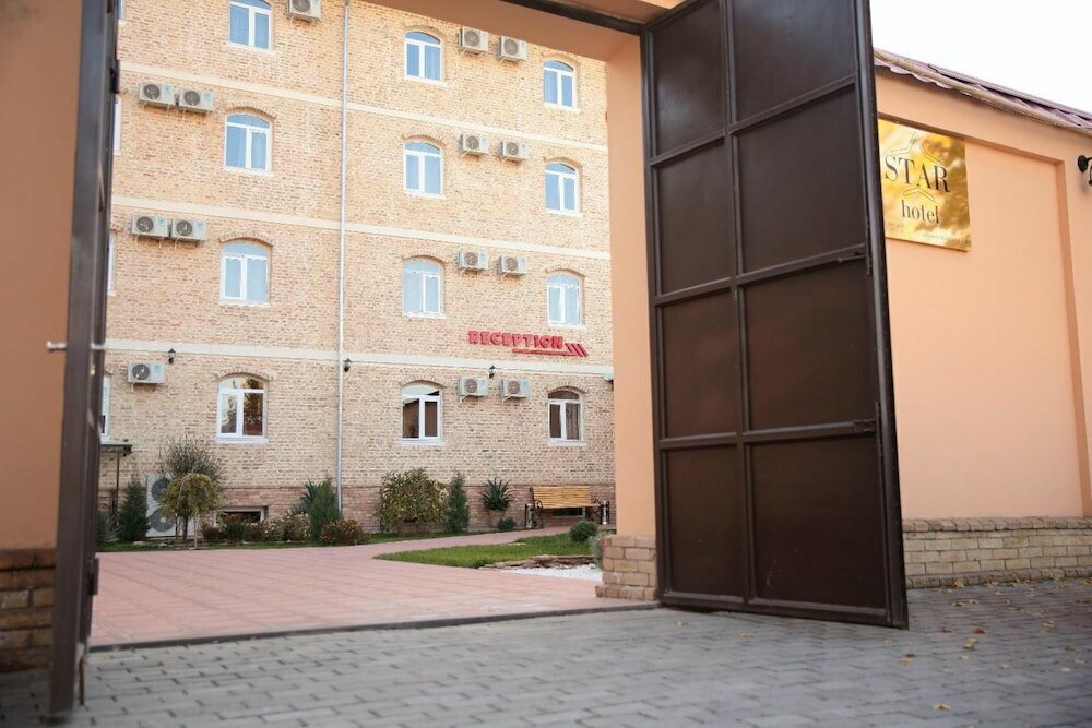 Star Apartment