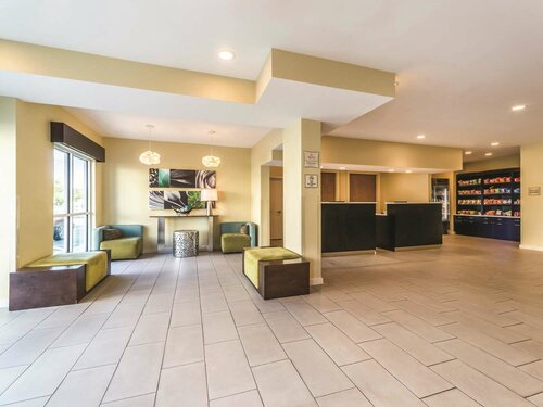 La Quinta by Wyndham Collinsville - St. Louis, Забронировать Отель Отели Коллинсвилл с завтраком, Завтраки