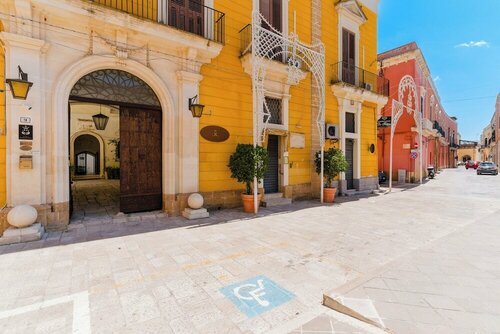 Palazzo De Castro, Book Bed and Breakfast Squinzano Salento