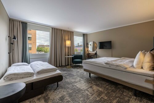 Imperial Hotel, Забронировать Отель Отели Копенгагена с парковкой, рядом с Мясоразделочный квартал Копенгагена, Парковка