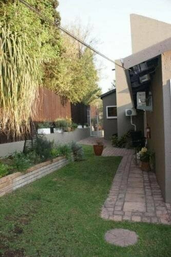 3 Melrose Road, Rezerwuj Pensjonat Sandton 